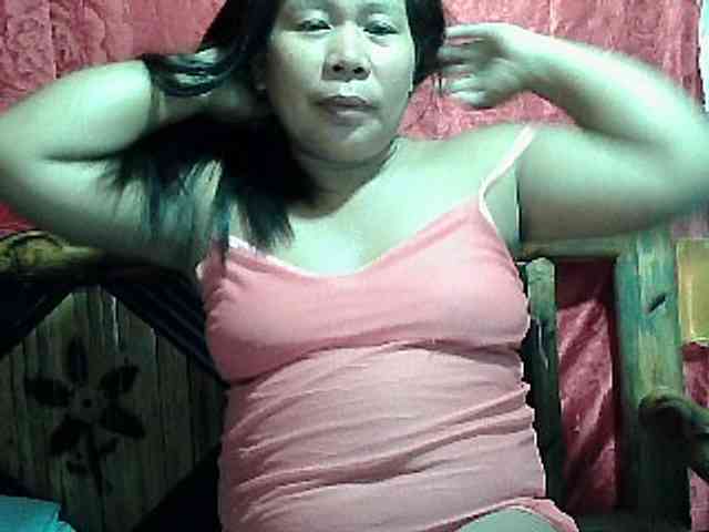PinayLynlyn08 webcam
