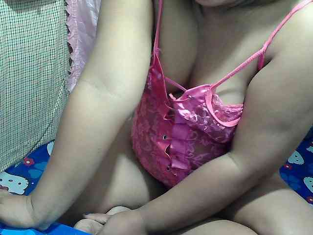 PinayLynlyn08 webcam