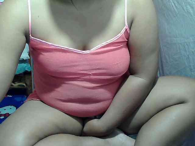 PinayLynlyn08 webcam