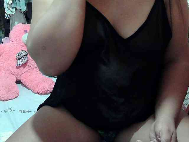 PinayLynlyn08 webcam