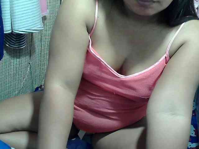 PinayLynlyn08 webcam