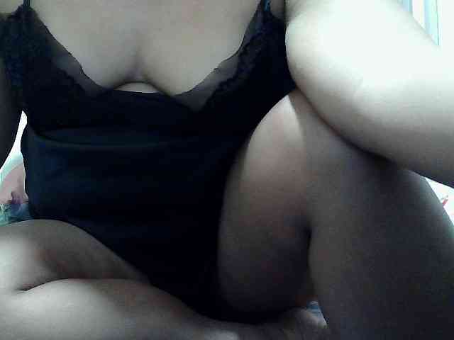 PinayLynlyn08 webcam
