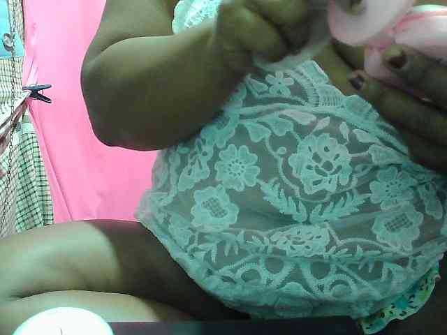 PinayLynlyn08 webcam