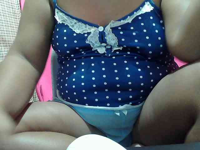 PinayLynlyn08 webcam