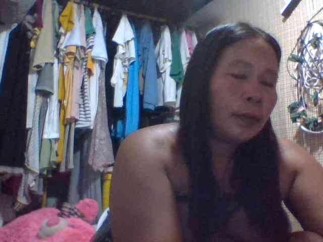 PinayLynlyn08 webcam