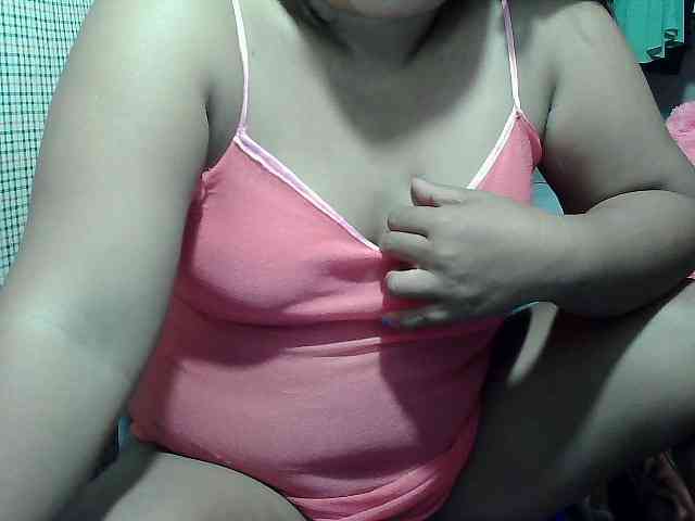 PinayLynlyn08 webcam