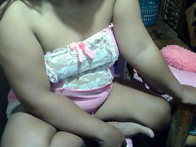 PinayLynlyn08 webcam