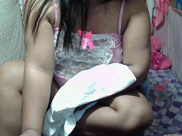 PinayLynlyn08 webcam