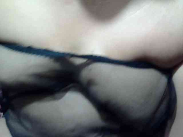 PinayLynlyn08 webcam