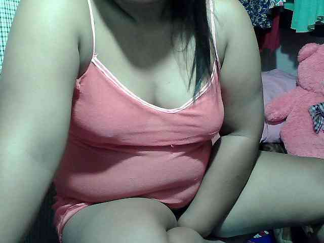 PinayLynlyn08 webcam