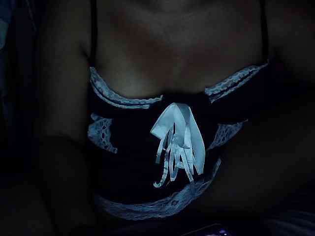 PinayLynlyn08 webcam