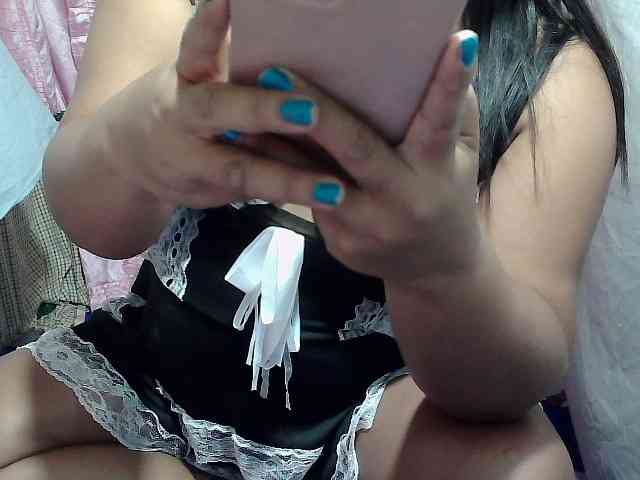 PinayLynlyn08 webcam