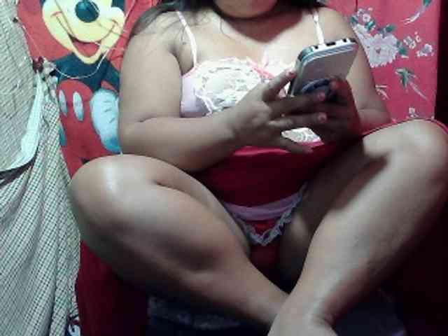 PinayLynlyn08 webcam