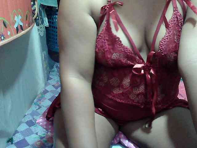 PinayLynlyn08 webcam