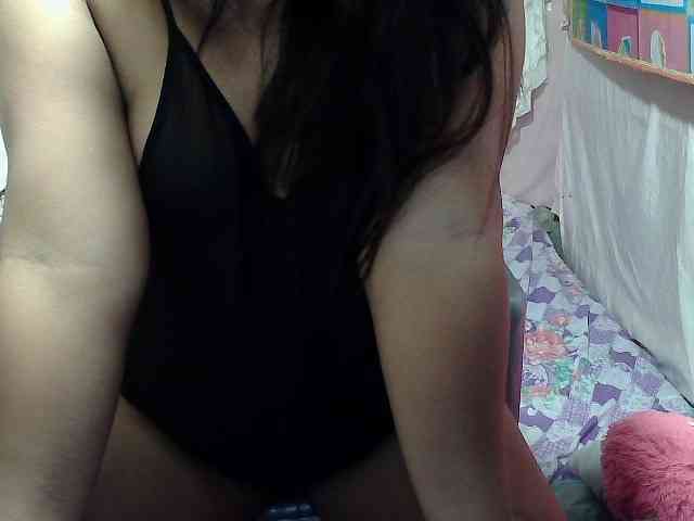 PinayLynlyn08 webcam
