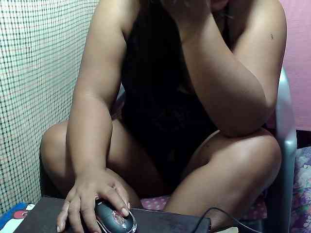 PinayLynlyn08 webcam