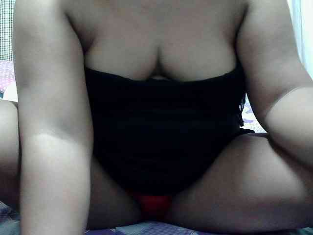 PinayLynlyn08 webcam