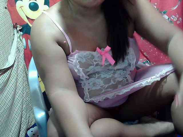 PinayLynlyn08 webcam