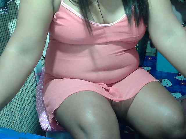 PinayLynlyn08 webcam