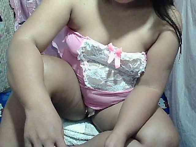 PinayLynlyn08 webcam
