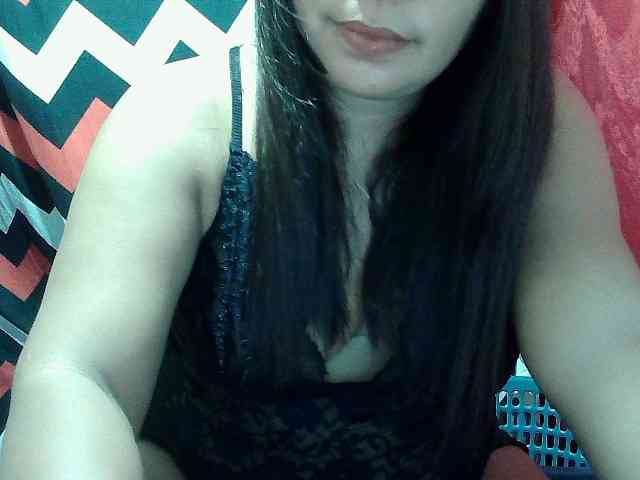 PinayLynlyn08 webcam