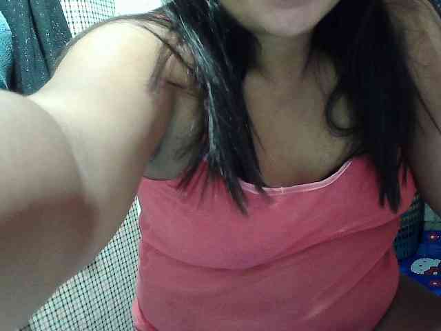 PinayLynlyn08 webcam