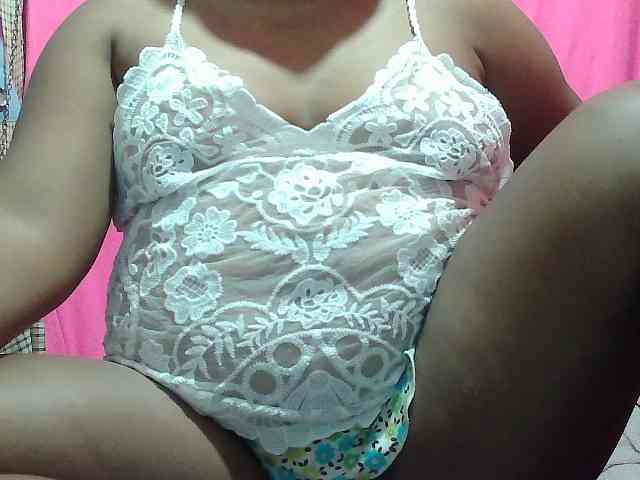 PinayLynlyn08 webcam