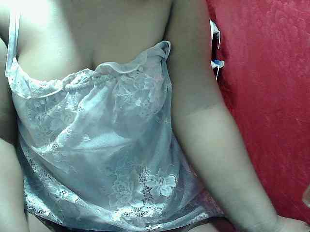 PinayLynlyn08 webcam