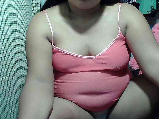 PinayLynlyn08 webcam