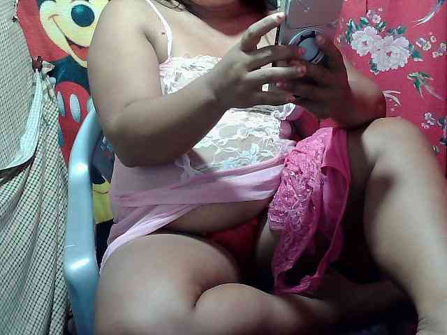 PinayLynlyn08 webcam