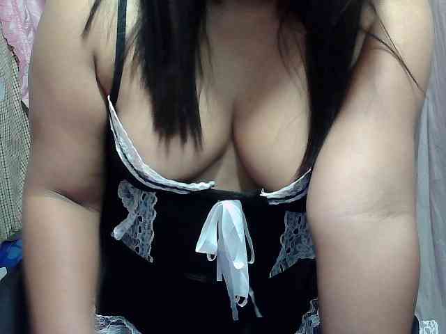 PinayLynlyn08 webcam