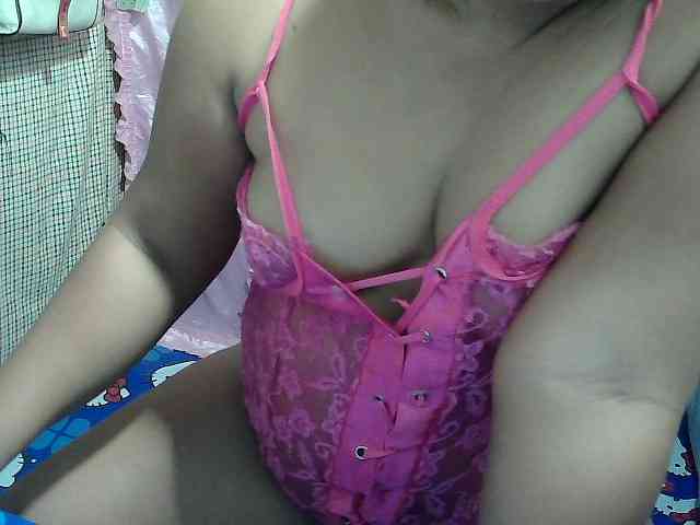 PinayLynlyn08 webcam