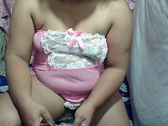 PinayLynlyn08 webcam