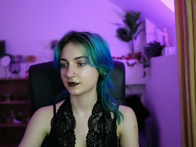 stacyx3's BongaCams show and profile