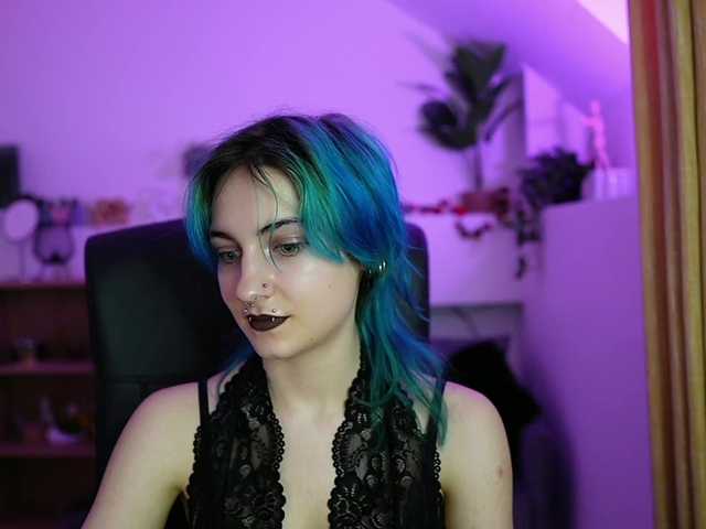 stacyx3's BongaCams show and profile