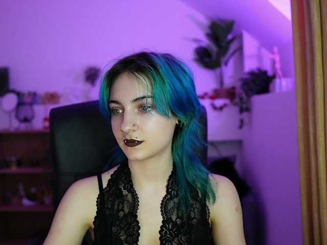 stacyx3's BongaCams show and profile