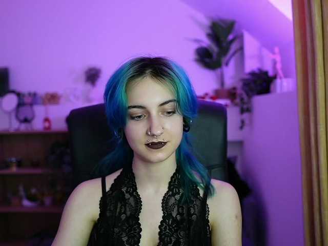 stacyx3's BongaCams show and profile