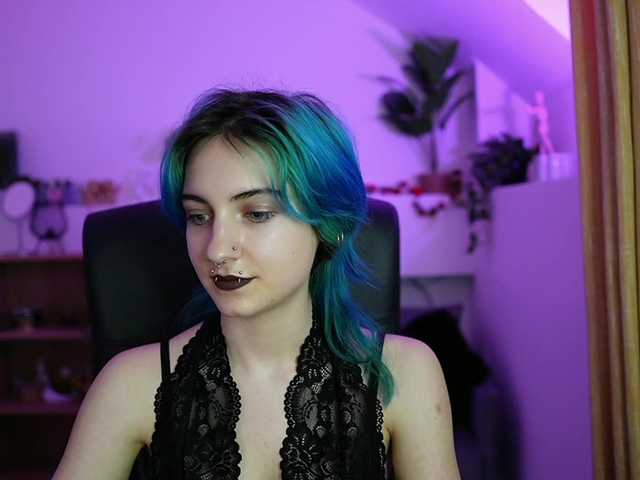 stacyx3's BongaCams show and profile