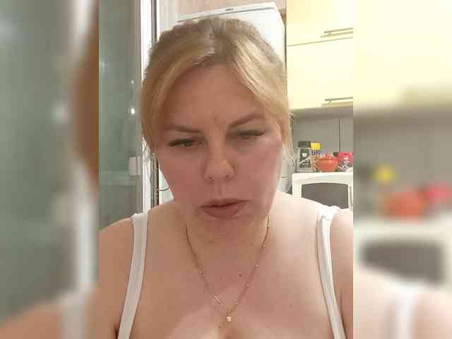 Hidden_Charm webcam