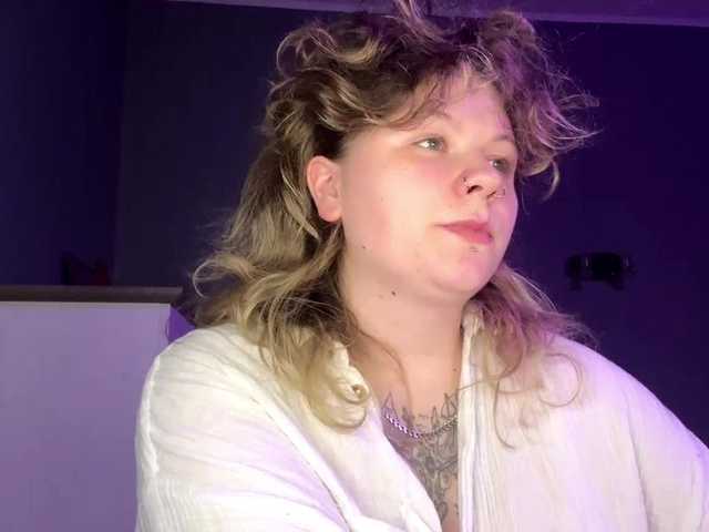 AlinaSweet live cam on BongaCams