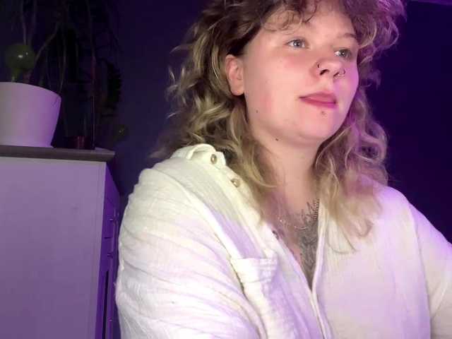 AlinaSweet live webcam show