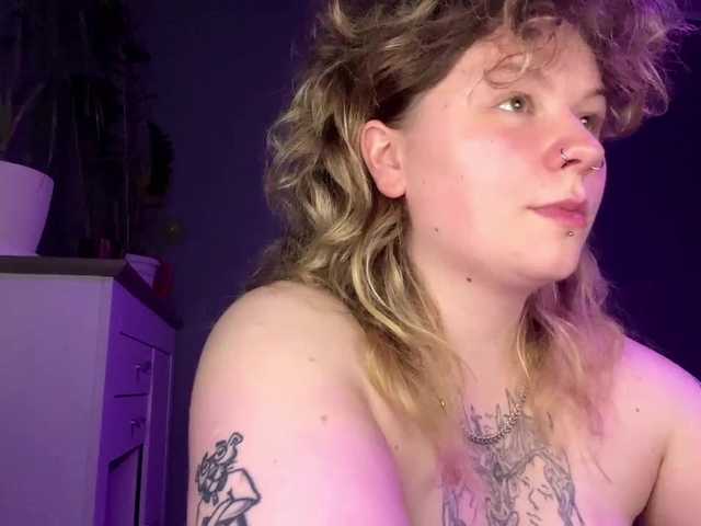 AlinaSweet live webcam show