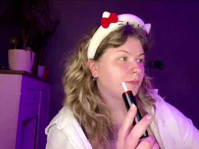 AlinaSweet webcam
