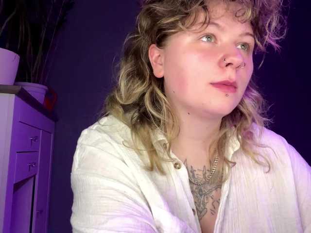 AlinaSweet live cam on BongaCams