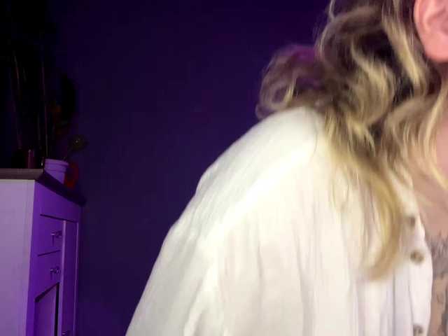 AlinaSweet live webcam show