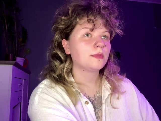 AlinaSweet live webcam show