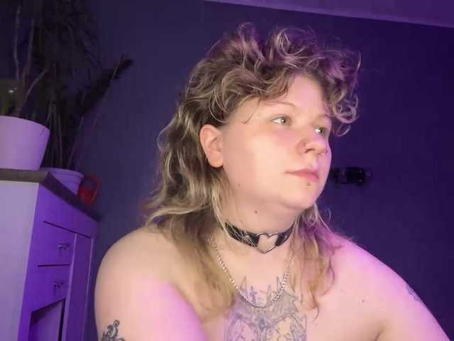 AlinaSweet live cam on UnifiedCams