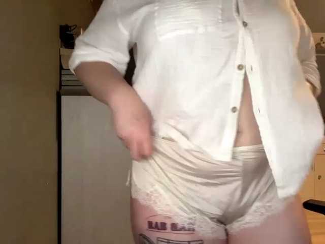 AlinaSweet live cam on BongaCams