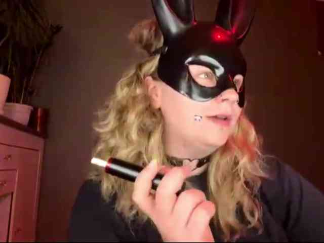 AlinaSweet webcam