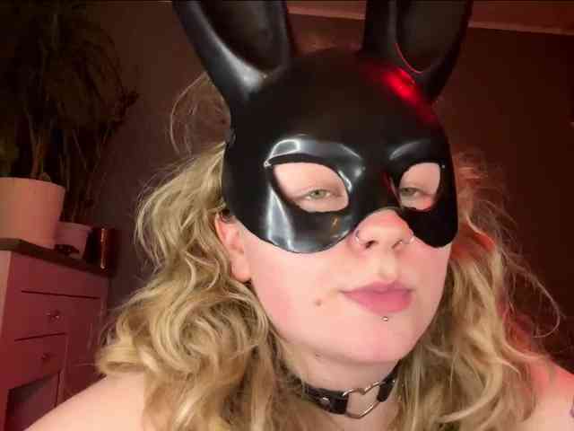 AlinaSweet webcam